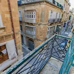 Stunning Traditional Palazzo In By 360 Estates *