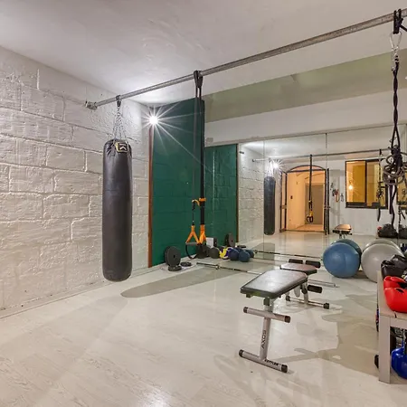 Stunning Traditional Palazzo In By 360 Estates Apartament *