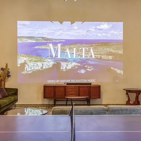 Stunning Traditional Palazzo In By 360 Estates Apartament *