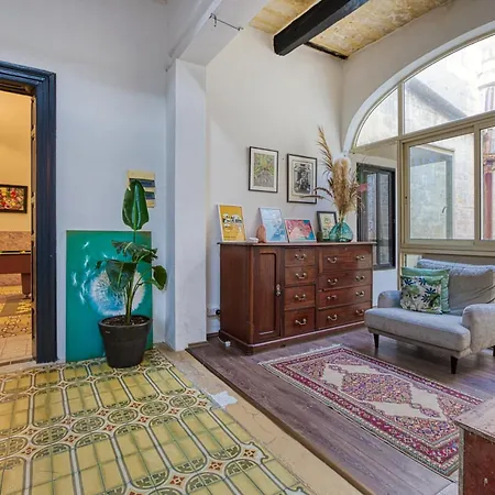 Stunning Traditional Palazzo In By 360 Estates Apartamento *