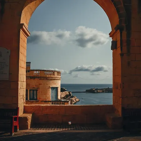 Stunning Traditional Palazzo In By 360 Estates Apartmán Il-Furjana