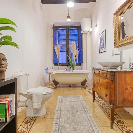 Stunning Traditional Palazzo In By 360 Estates Apartmán