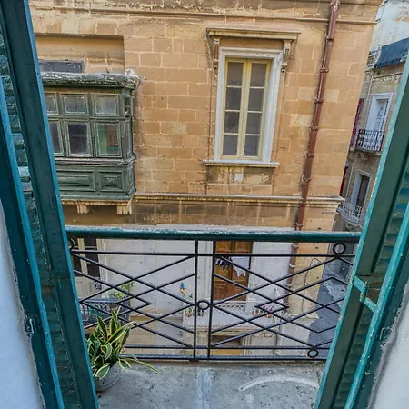 Stunning Traditional Palazzo In By 360 Estates Floriana