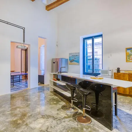 Stunning Traditional Palazzo In By 360 Estates