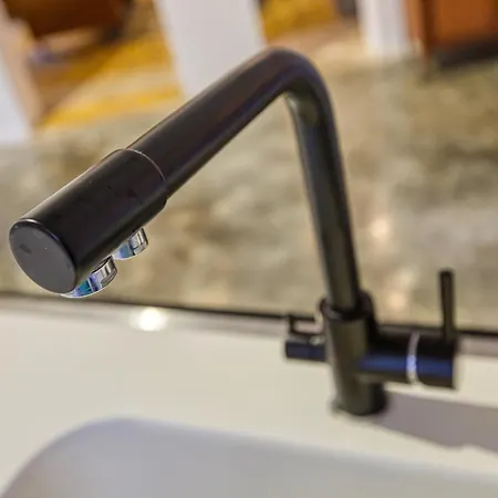 Stunning Traditional Palazzo In By 360 Estates Apartamento *