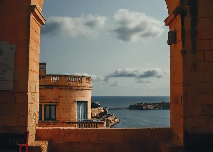 Stunning Traditional Palazzo In By 360 Estates Appartamento Floriana