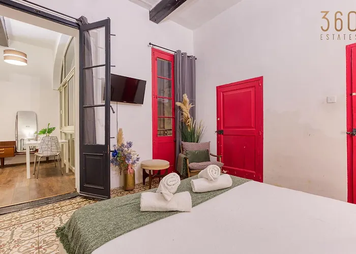 Stunning Traditional Palazzo In By 360 Estates