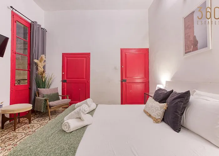 Stunning Traditional Palazzo In By 360 Estates Appartamento Floriana