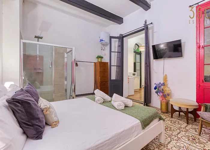 Stunning Traditional Palazzo In By 360 Estates *