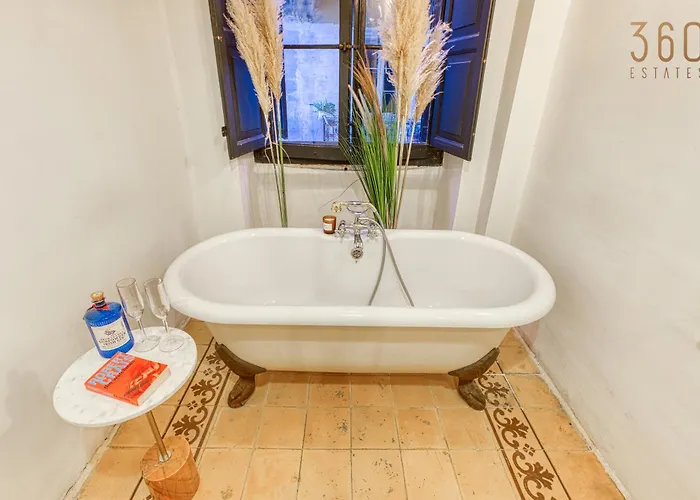 Appartamento Stunning Traditional Palazzo In By 360 Estates