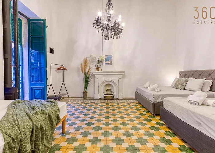 Stunning Traditional Palazzo In By 360 Estates Appartamento *