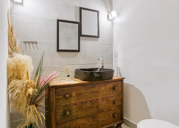 Stunning Traditional Palazzo In By 360 Estates * Floriana