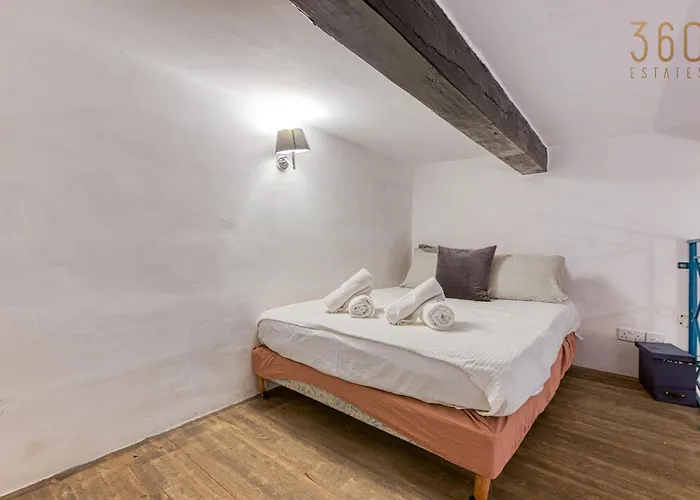 Appartamento Stunning Traditional Palazzo In By 360 Estates