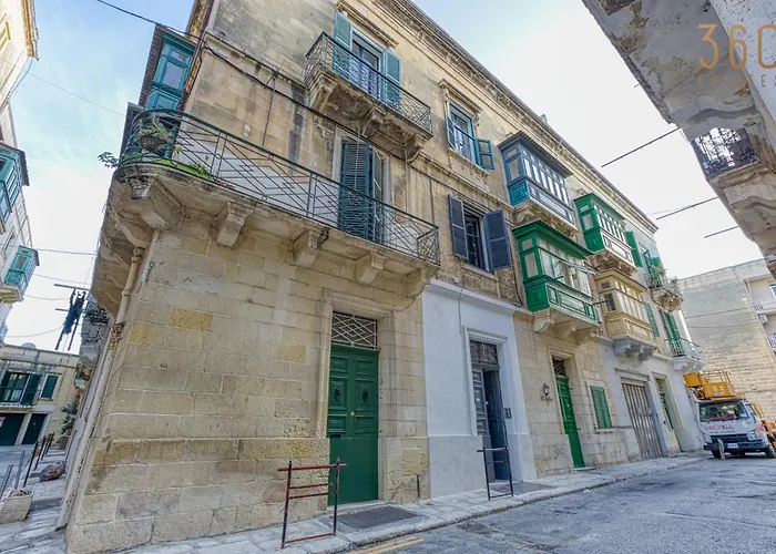 Stunning Traditional Palazzo In By 360 Estates Appartamento *