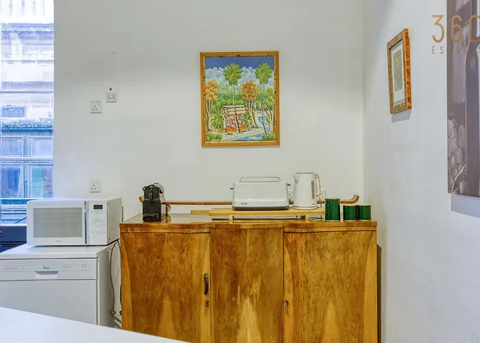 Stunning Traditional Palazzo In By 360 Estates