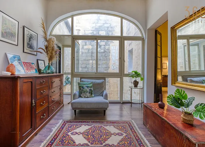 Stunning Traditional Palazzo In By 360 Estates Floriana