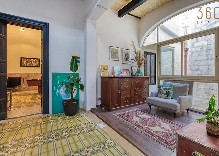 Stunning Traditional Palazzo In By 360 Estates Appartamento *