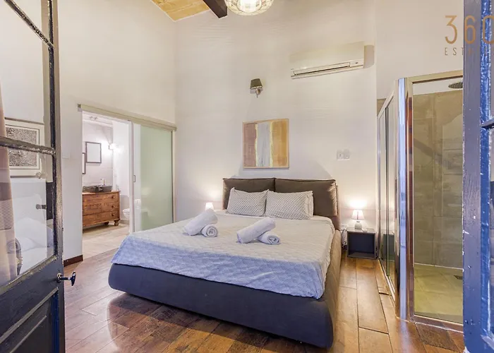 Stunning Traditional Palazzo In By 360 Estates Floriana